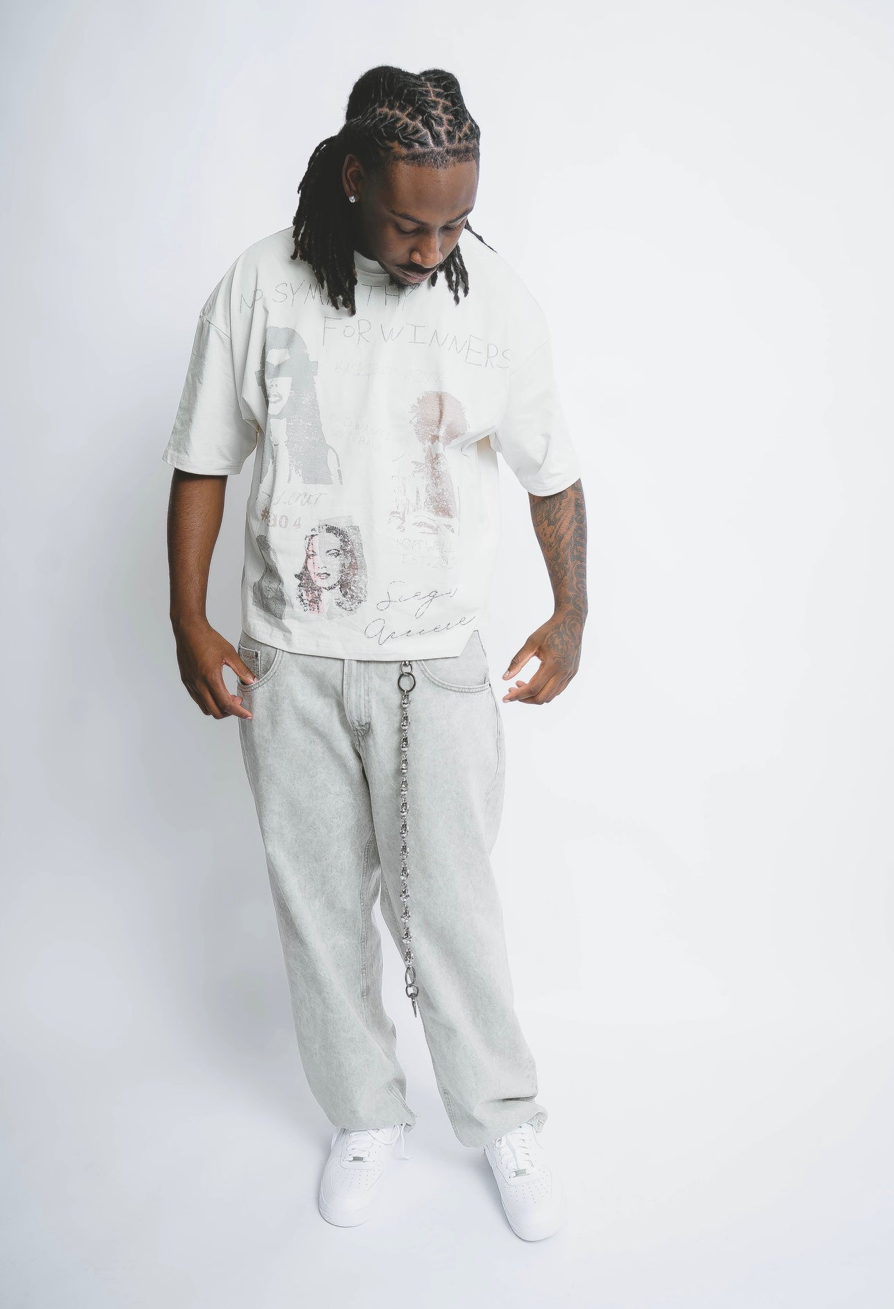 NUN BUT DETAILS VINTAGE GRAPHIC TEE