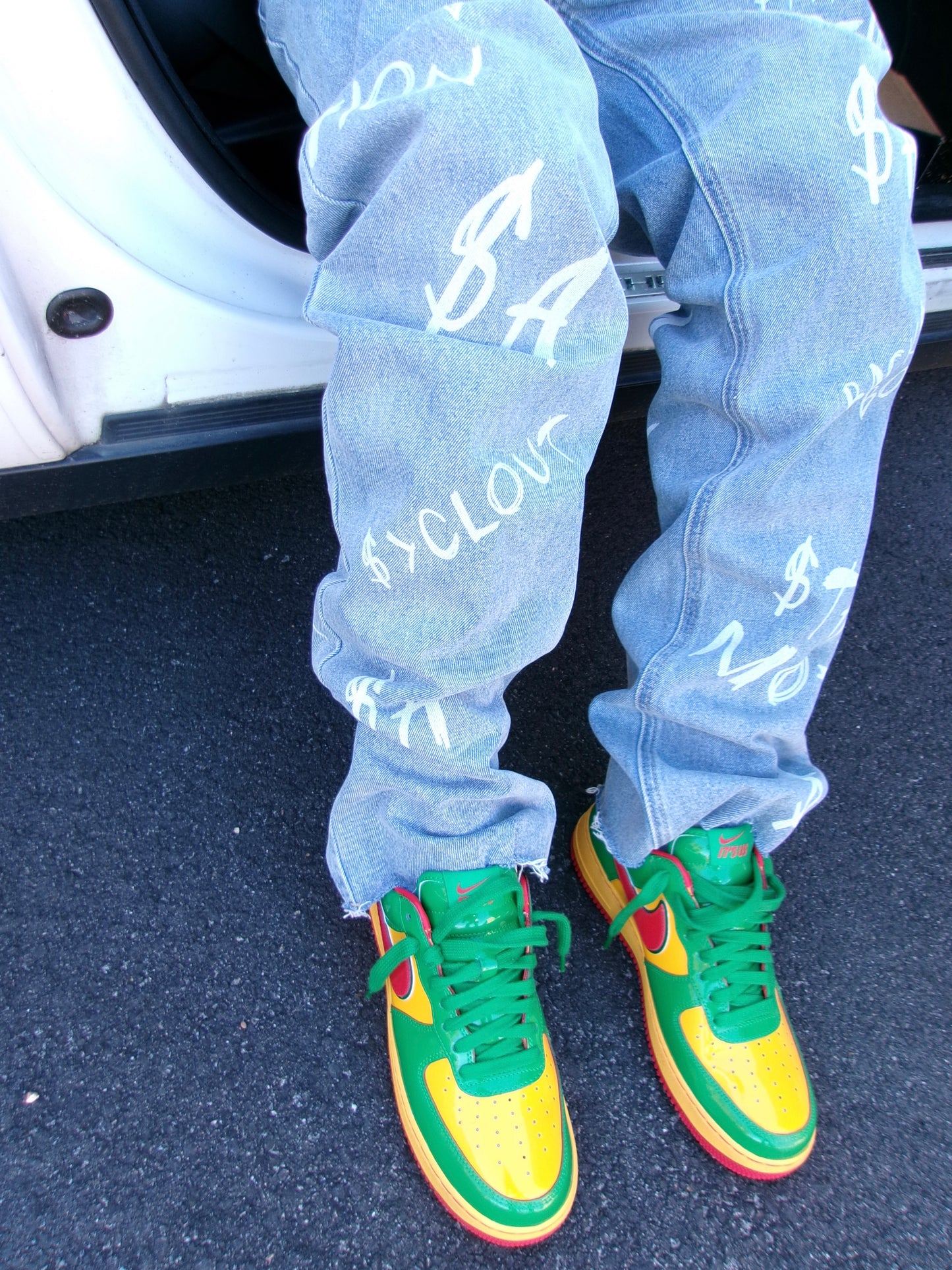 “ $A ALL OVER DENIMS “